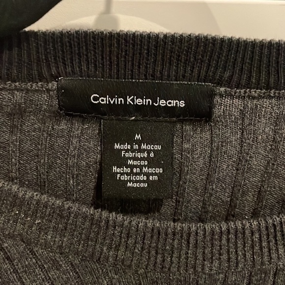 Calvin Klein Ribbed Longsleeve Sweatshirt - Picture 2 of 2